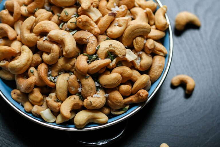 7 Surprising Health Benefits of Cashews : Mohit Tandon Chicago